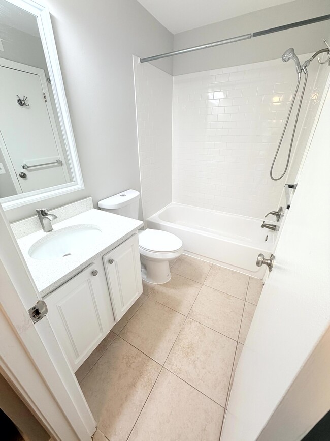 20248 Shipley Terrace in Germantown, MD - Building Photo - Building Photo
