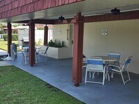 93 Spring Lake Dr photo'