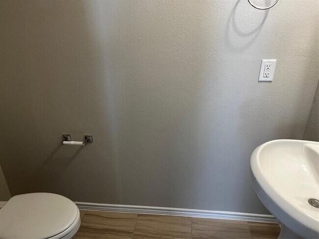 property at 1704 Davidson Ranch Rd
