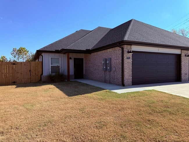property at 77 E Bottlebrush Bnd