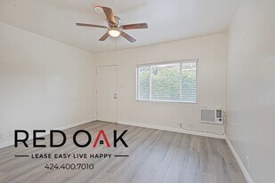 2437 S Centinela Ave in Santa Monica, CA - Building Photo