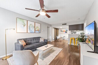 3501 S 1st St in Austin, TX - Foto de edificio - Building Photo