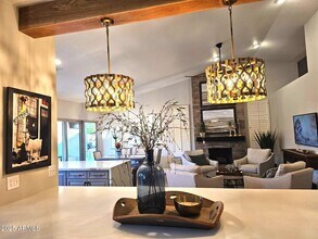 9763 E Dreyfus Ave in Scottsdale, AZ - Building Photo - Building Photo