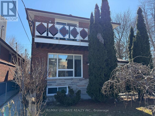 43 Chapman Ave in Toronto, ON - Building Photo - Building Photo