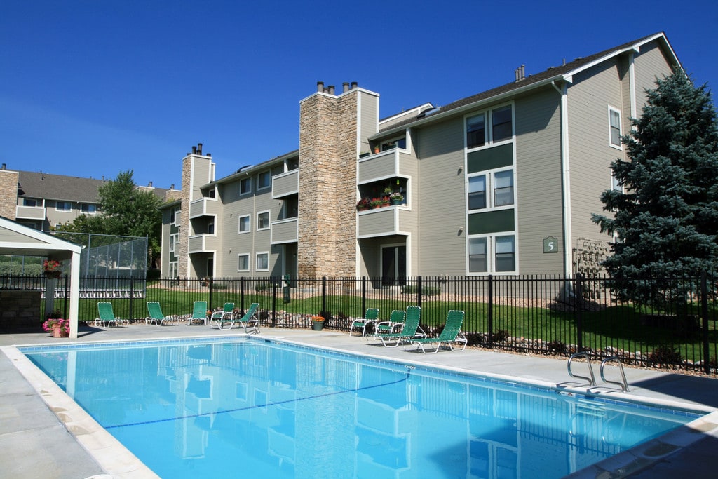 Hilltop View Apartments Thornton, CO Apartments