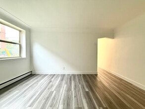 169 Park Row S in Hamilton, ON - Building Photo - Building Photo