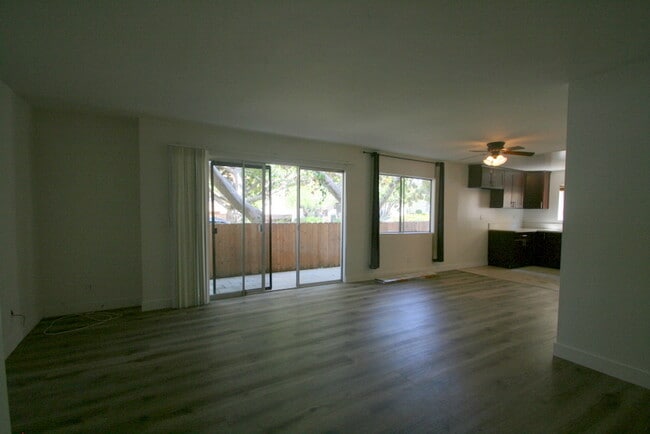1308 9th St, Unit 1 in Santa Monica, CA - Foto de edificio - Building Photo