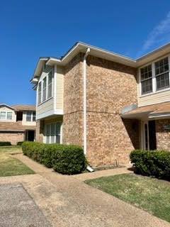 property at 3841 Kimberly Dr