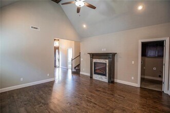 3214 SW Stonepoint Ave in Bentonville, AR - Building Photo - Building Photo