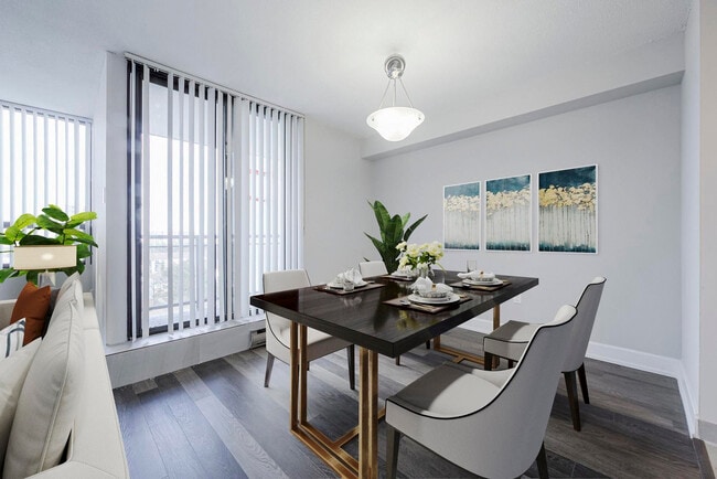 Lakeview Place in Mississauga, ON - Building Photo - Building Photo