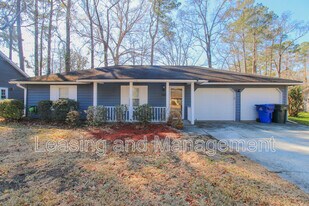 2004 Vestry Dr in Charleston, SC - Building Photo