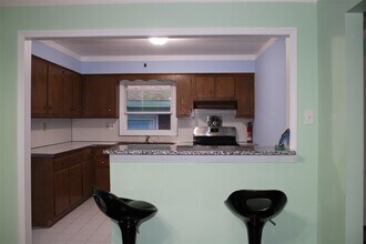 1000 Avenue C-Unit -2 in Bayonne, NJ - Building Photo - Building Photo