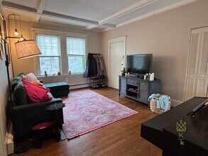 1714 Commonwealth Ave, Unit 8 in Boston, MA - Building Photo - Building Photo