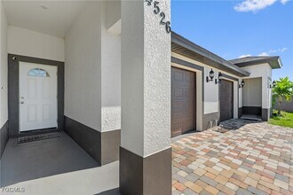 4524 20th St SW in Lehigh Acres, FL - Building Photo - Building Photo