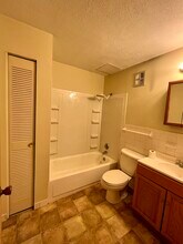 66 Mayflower Ave in Middleboro, MA - Building Photo - Building Photo