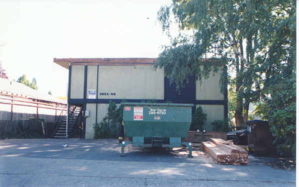 3832 SE Center St in Portland, OR - Building Photo - Building Photo