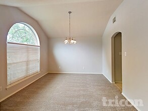 10712 Braemoor Dr in Haslet, TX - Foto de edificio - Building Photo