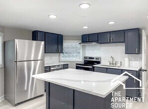 1536 N Hamlin Ave, Unit G in Chicago, IL - Building Photo - Building Photo