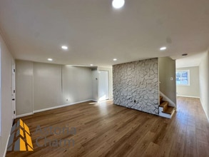 1045 Foxwood Ln in Essex, MD - Building Photo - Building Photo