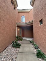 955 E Knox Rd in Chandler, AZ - Building Photo