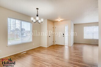 1341 NE 87th Ave in Hillsboro, OR - Building Photo - Building Photo