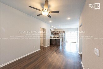 211 Grove Ln in Bentonville, AR - Building Photo - Building Photo