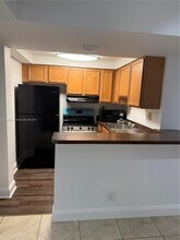 734 Executive Center Dr in West Palm Beach, FL - Building Photo - Building Photo