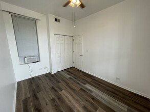 2800-2804 W Lake St in Chicago, IL - Building Photo - Interior Photo