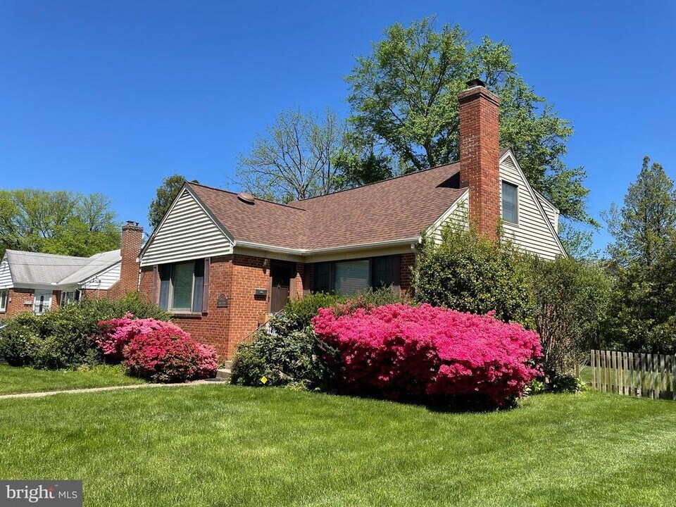 6642 Kirkley Ave in McLean, VA - Building Photo