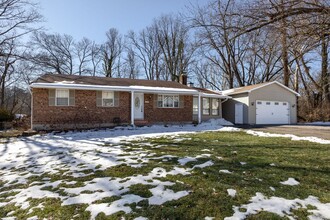 6925 Ragland Rd in Newtown, OH - Building Photo - Building Photo