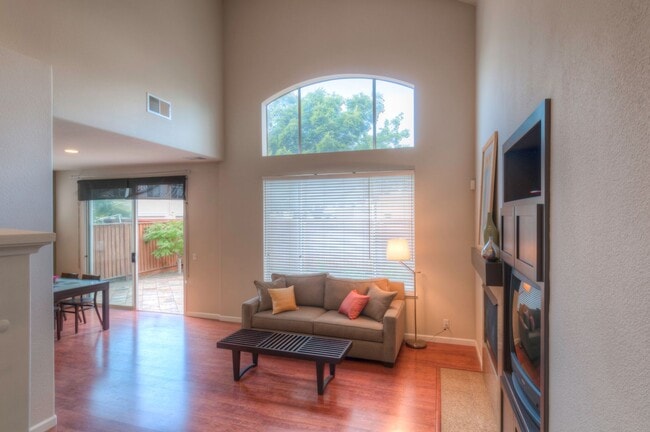 1950 Wayne Cir in San Jose, CA - Building Photo - Building Photo