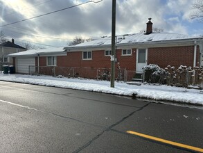 1353 Stewart Ave in Lincoln Park, MI - Building Photo - Building Photo