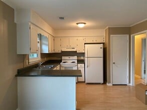 1206 Kenningston St in Wilmington, NC - Building Photo - Building Photo