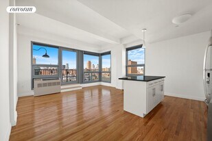 181 E 119th St in New York, NY - Building Photo