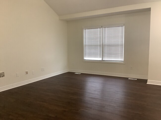 768 Shellbark St in Blacklick, OH - Foto de edificio - Building Photo