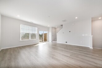 2221 Grants Pass Sta in Apex, NC - Building Photo - Building Photo