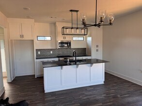 222 Nebo St in Prairie Grove, AR - Building Photo - Building Photo