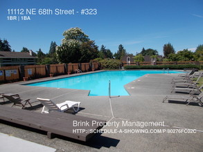 11112 NE 68th St-Unit -#323 in Kirkland, WA - Building Photo - Building Photo