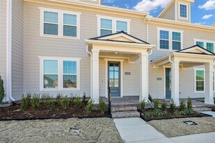 9455 Speaker Dr in Frisco, TX - Building Photo