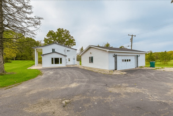 property at 6170 Gregory Rd