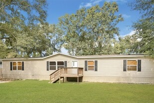 18565 Huckleberry Ln in Porter, TX - Building Photo