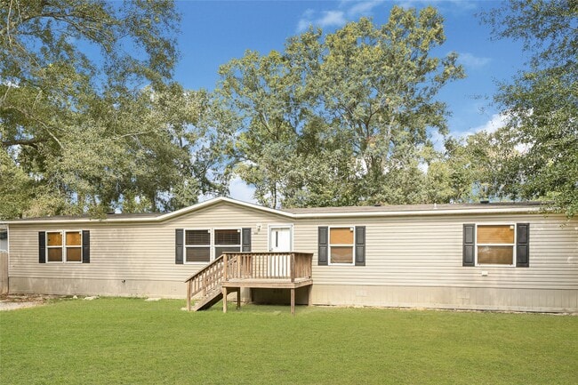 property at 18565 Huckleberry Ln
