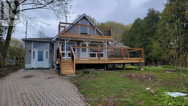 property at 5749 Lakeshore Rd