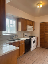 717 W Glenoaks Blvd in Glendale, CA - Building Photo - Building Photo