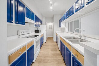 11765 W Atlantic Blvd in Coral Springs, FL - Building Photo - Building Photo