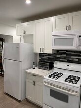 10919 Ayres Ave, Unit 10919 Ayres Ave in Los Angeles, CA - Building Photo - Building Photo
