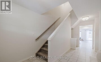 9 Charter Creek Ct in St Thomas, ON - Building Photo - Building Photo