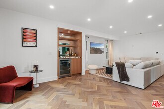 9024 Keith Ave in West Hollywood, CA - Building Photo - Building Photo