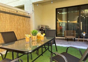 8111 Roseville Blvd in Davenport, FL - Building Photo - Building Photo