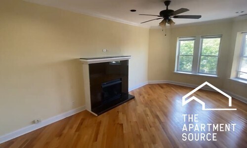 2250 W Morse Ave, Unit 2 in Chicago, IL - Building Photo - Building Photo